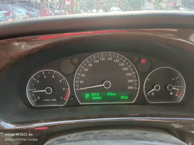 06 SAAB 新大9-5 2.0t VECTOR 莫內藍~路上飛行器~真是美!  第12張相片