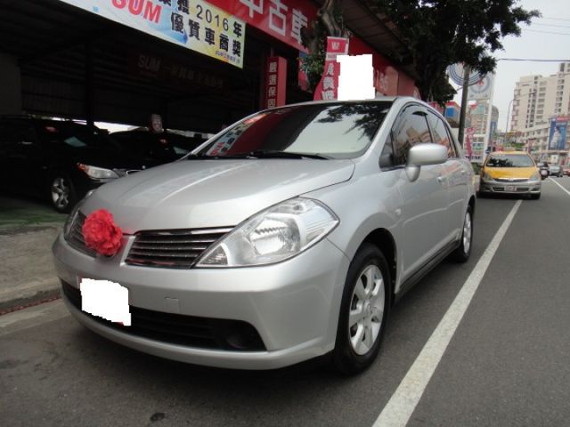 09 Tiida 1.6 4D 四門 銀~L規.便宜好養代步車.車車極美!  第2張相片