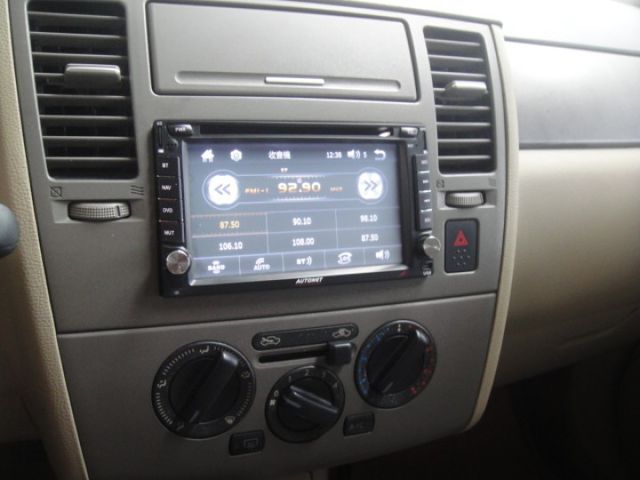 09 Tiida 1.6 4D 四門 銀~L規.便宜好養代步車.車車極美!  第17張相片