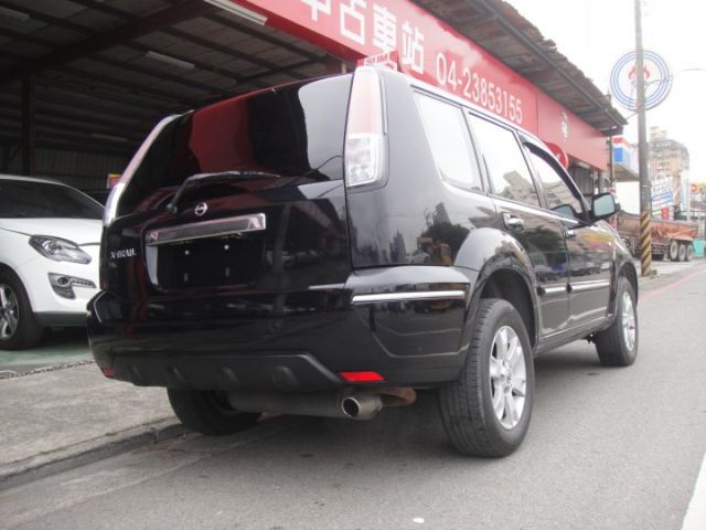 06 X-Trail 2.0 黑/黑~天窗頂級型.黑內裝.車車極省油極美!  第8張相片