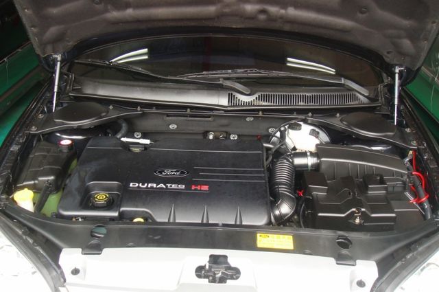 05 Mondeo 2.0 RS ~歐風外型.真是酷!路上絕不會撞衫...  第6張相片