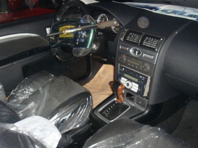 05 Mondeo 2.0 RS ~歐風外型.真是酷!路上絕不會撞衫...  第8張相片