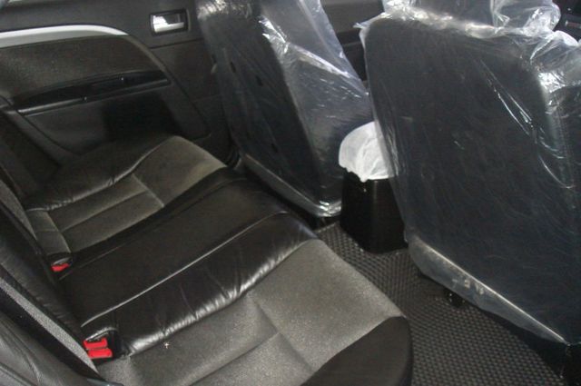 05 Mondeo 2.0 RS ~歐風外型.真是酷!路上絕不會撞衫...  第10張相片