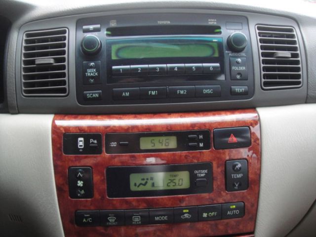 1.8 E版 灰~純一手.HID.老先生開.每5000km保養.很是顧車!  第13張相片