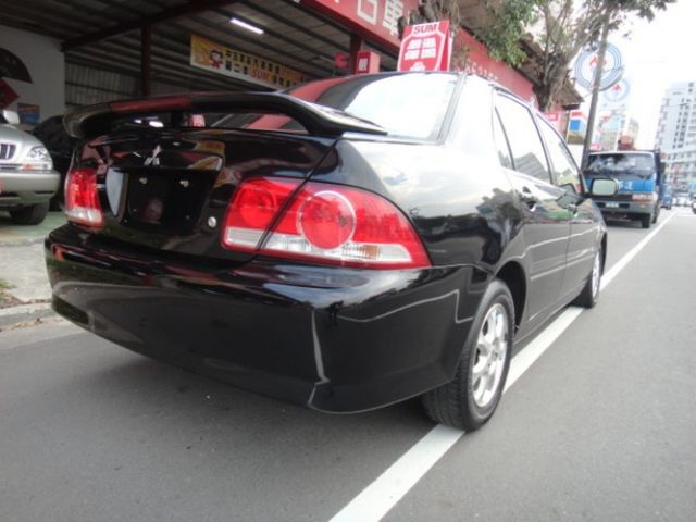 04 Lancer 1.6 黑~天窗.車況極美又新!  第5張相片