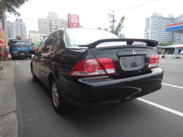 04 Lancer 1.6 黑~天窗.車況極美又新!  第6張相片