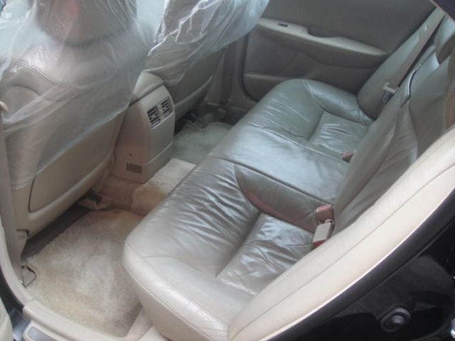 02 ES300 3.0 黑/黑~祇跑17萬km.都停車庫.很是少開.車極美!  第16張相片