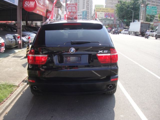 08 X5 xdrive30i 3.0 黑 汽油~三排椅.2代新款老董車很是顧車~真是美!  第5張相片