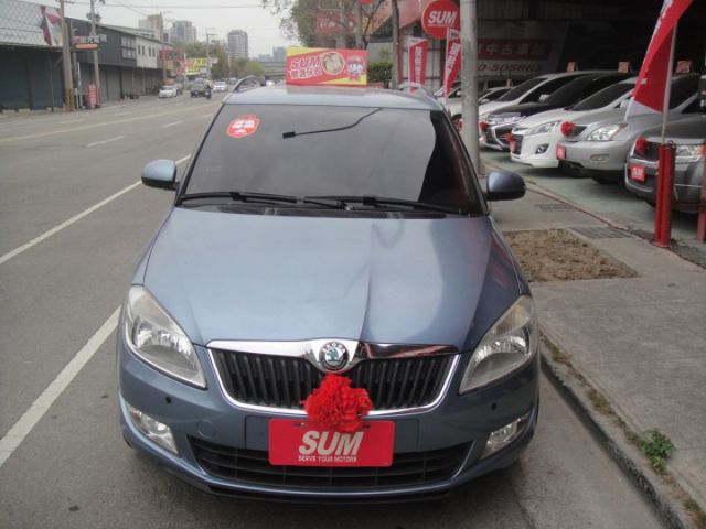 11 Fabia Combi 1.2 TSi~汽油版.祇跑10萬km.小姐車.車極新!  第1張相片