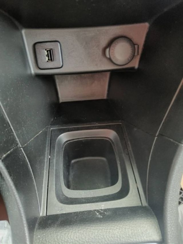 14 新SWIFT 1.2 GLX 豪華型 白~新引擎.極省油.又有力.美!  第13張相片