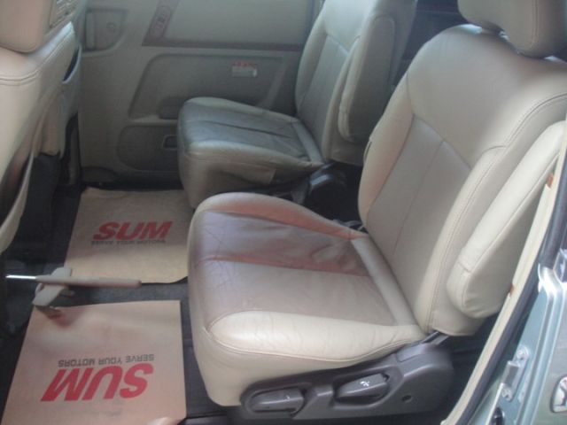 08 QR-V 2.5 灰~ 旗艦七人座.祇跑13.1萬KM.真是美!  第15張相片