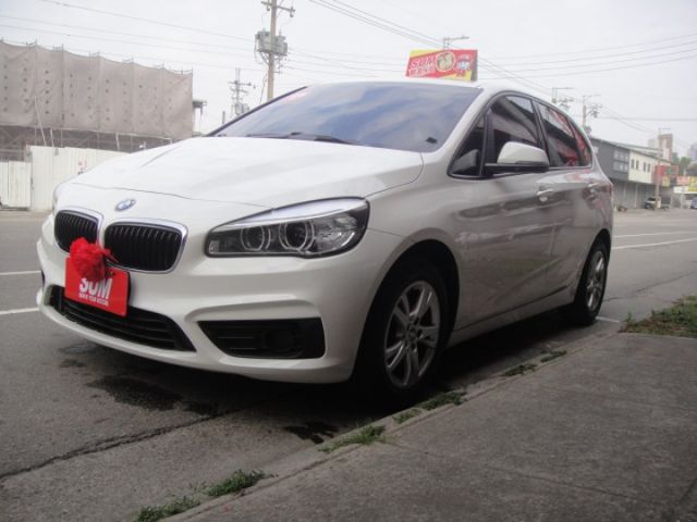 14 BMW 218i 白/黑~總代理.小姐車.祇跑11萬公里.新!  第2張相片