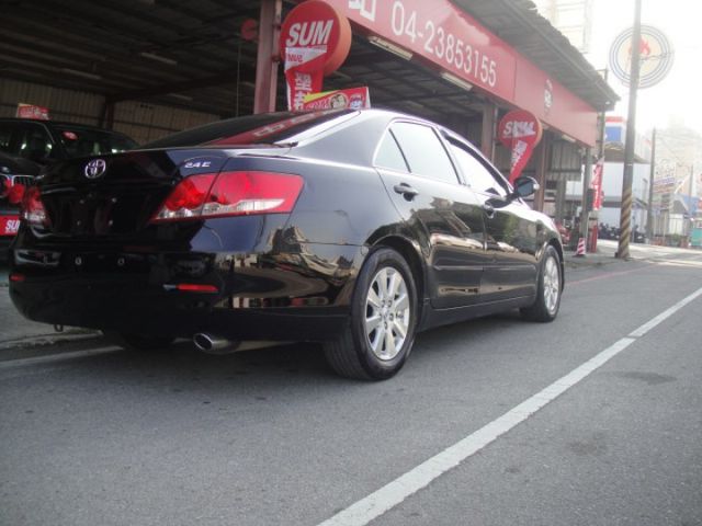09 Camry2.4 黑/黑~祇跑17.6萬KM.都停車庫.無菸.車極美!  第6張相片