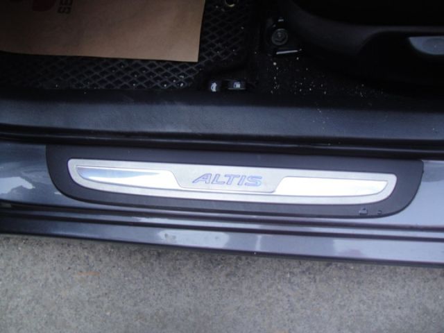 13 Altis 1.8 灰~豪華型.安卓機.美!  第12張相片