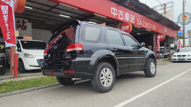 12 Escape 2.3 黑 天窗型~天窗.恆溫.無菸車.僅跑11.5萬KM.車極新且極美!  第6張相片
