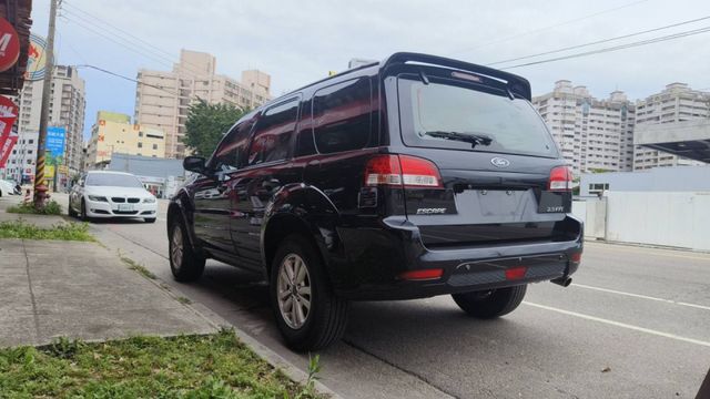 12 Escape 2.3 黑 天窗型~天窗.恆溫.無菸車.僅跑11.5萬KM.車極新且極美!  第7張相片