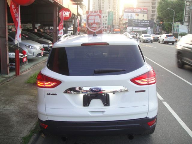 15 Kuga 1.5t 時尚經典型~頂配.新引擎.祇跑9.5萬km.很新!  第4張相片
