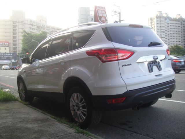 15 Kuga 1.5t 時尚經典型~頂配.新引擎.祇跑9.5萬km.很新!  第5張相片
