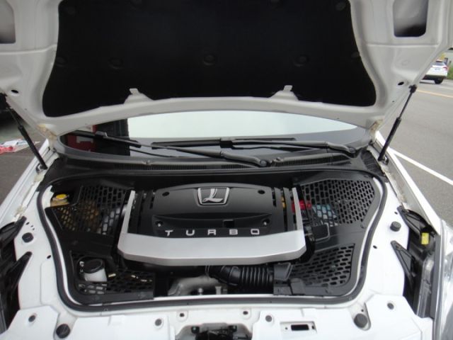 20 M7 2.2t 白 智能影音八人坐~祇跑6.4萬公里.車況極新很美!  第8張相片