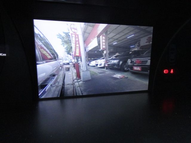 20 M7 2.2t 白 智能影音八人坐~祇跑6.4萬公里.車況極新很美!  第15張相片