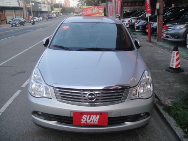 09 bluebird 2.0 銀~便宜代步車!  第1張相片