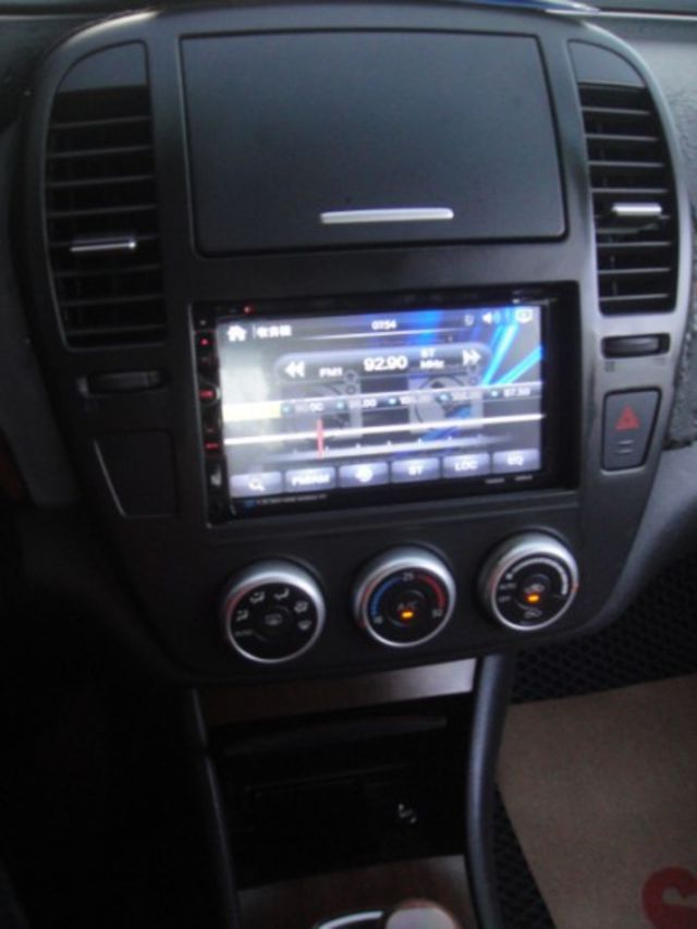 09 bluebird 2.0 銀~便宜代步車!  第9張相片