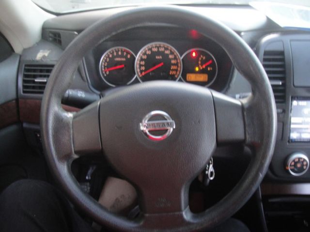 09 bluebird 2.0 銀~便宜代步車!  第11張相片