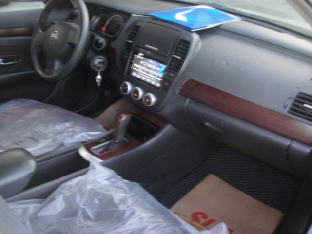 09 bluebird 2.0 銀~便宜代步車!  第20張相片