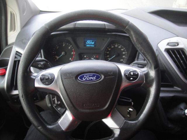 14  Tourneo Custom 2.2t 棕~柴油.九人座!  第10張相片