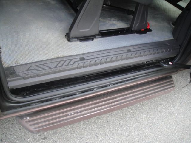 14  Tourneo Custom 2.2t 棕~柴油.九人座!  第18張相片