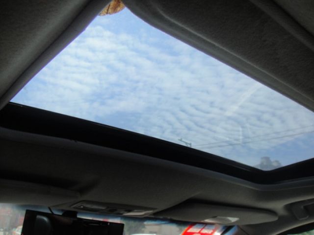 11 Outlander 2.4 2WD 豪華型~白.很省油.車極美--好開!  第7張相片