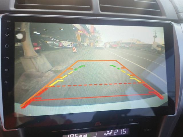 15 Camry 2.0 白~女用車.車極美!  第15張相片