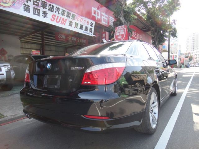 07 新款525i 黑/黑~總代理.大學教授車.原漆~車甚美!  第6張相片