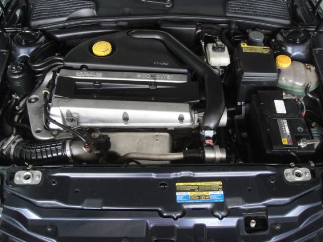 06 SAAB 新大9-5 2.0t VECTOR 莫內藍~路上飛行器~真是美!  第2張相片