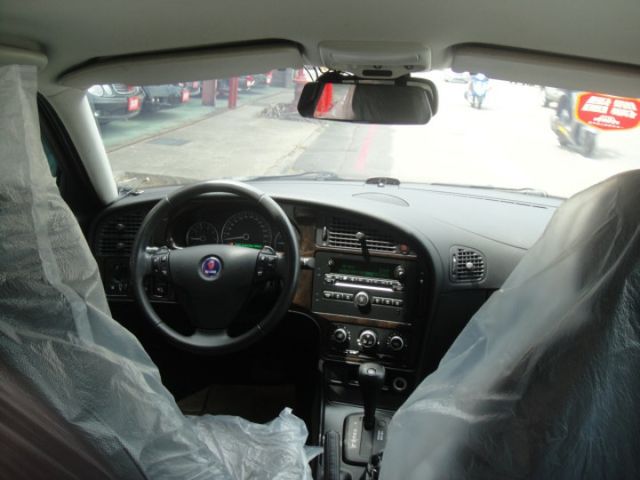 06 SAAB 新大9-5 2.0t VECTOR 莫內藍~路上飛行器~真是美!  第15張相片