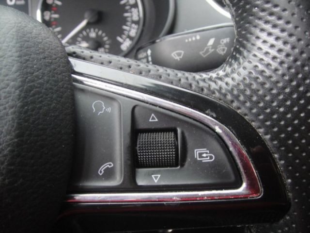 15 Octavia 1.6 灰 柴油~每公升跑22.9公里.媲美油電車.車極美!  第13張相片