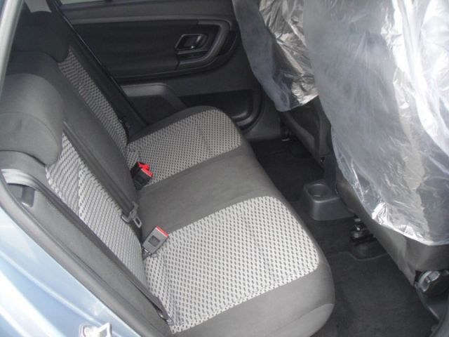 11 Fabia Combi 1.2 TSi~汽油版.祇跑10萬km.小姐車.車極新!  第16張相片
