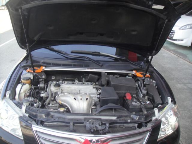 09 Camry2.4 黑/黑~祇跑17.6萬KM.都停車庫.無菸.車極美!  第20張相片