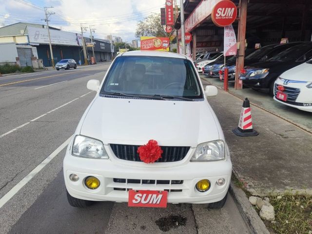 03 Terios 1.3 白 4WD~小悍馬.全車全新烤漆.很美!  第1張相片
