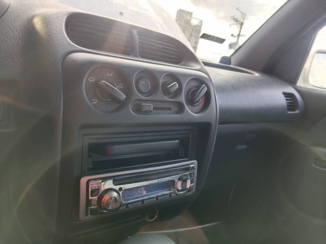 03 Terios 1.3 白 4WD~小悍馬.全車全新烤漆.很美!  第17張相片