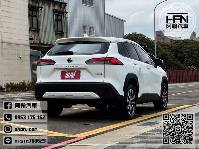 2022年3月【COROLLA CROSS油電】1.8 白 ❱❱❱ 油電旗艦+環景+電尾+電動椅 ╳ SUM聯盟 ╳ 里  第4張相片
