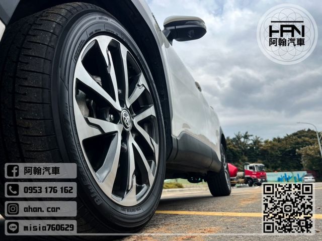 2022年3月【COROLLA CROSS油電】1.8 白 ❱❱❱ 油電旗艦+環景+電尾+電動椅 ╳ SUM聯盟 ╳ 里  第9張相片