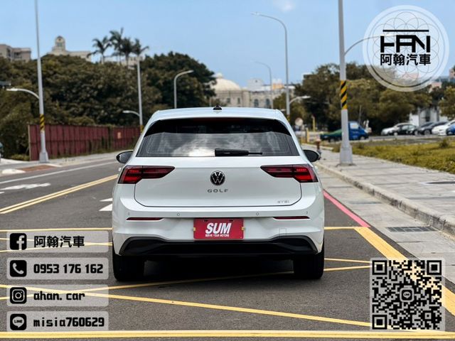 2024年2月【GOLF油電】1.0 白 ❱❱❱ eTSi頂規智能特仕 ╳ SUM聯盟 ╳ 里程保證 ╳ 實車實價  第3張相片