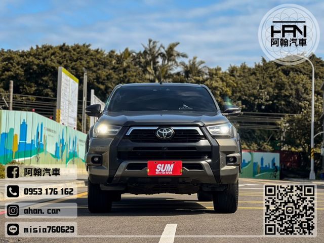 2022年2月【TOYOTA HILUX 4WD】2.8 棕 ❱❱❱ SUM聯盟 ╳ 里程保證 ╳ 實車實價  第1張相片