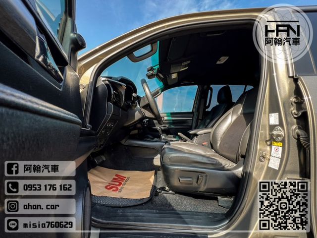 2022年2月【TOYOTA HILUX 4WD】2.8 棕 ❱❱❱ SUM聯盟 ╳ 里程保證 ╳ 實車實價  第15張相片