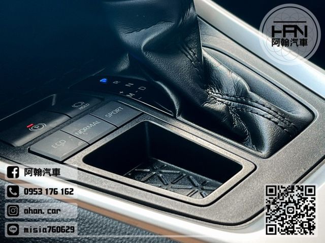 2020年10月【RAV4 5代】2.0 白 ❱❱❱ 旗艦+環景盲點 ╳ SUM聯盟 ╳ 里程保證 ╳ 實車實價  第13張相片