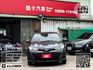 2023年6月【YARIS】1.5 灰 ❱❱❱ 豪華版+盲點+環景+抬顯+車載 ╳ SUM聯盟 ╳ 實車實價  第1張縮圖