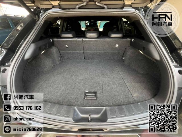 2019年2月【UX250H】2.0 黑 ❱❱❱ 油電豪華 ╳ SUM聯盟 ╳ 里程保證 ╳ 實車實價  第19張相片