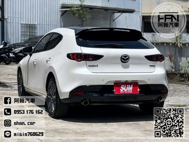 2020年12月【MAZDA3 5D】2.0 白(黑頂) ❱❱❱ 旗艦型(環景) ╳ SUM聯盟 ╳ 里程保證 ╳ 實車  第4張相片