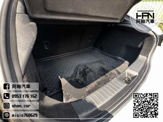 2020年12月【MAZDA3 5D】2.0 白(黑頂) ❱❱❱ 旗艦型(環景) ╳ SUM聯盟 ╳ 里程保證 ╳ 實車  第18張相片